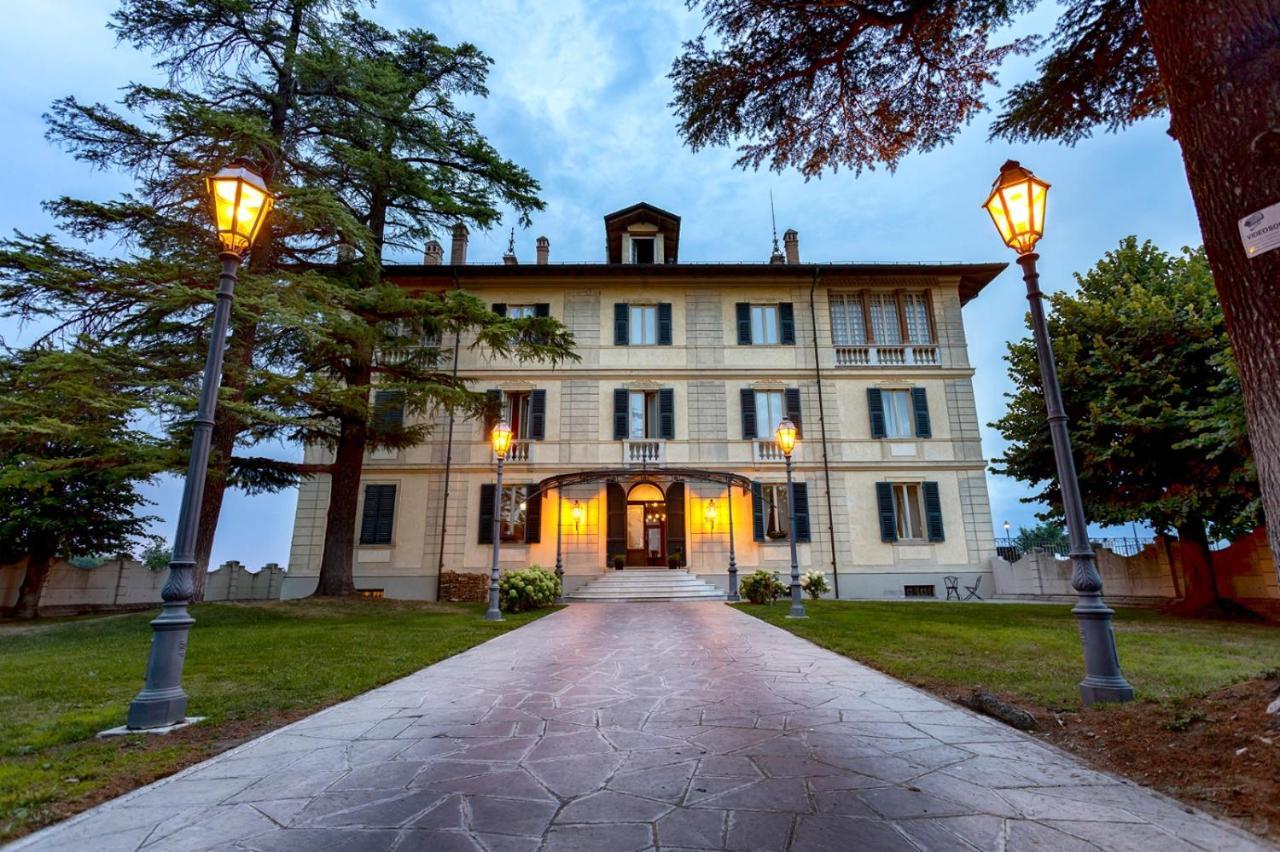 Hotel Villa La Bollina Serravalle Scrivia Exteriör bild