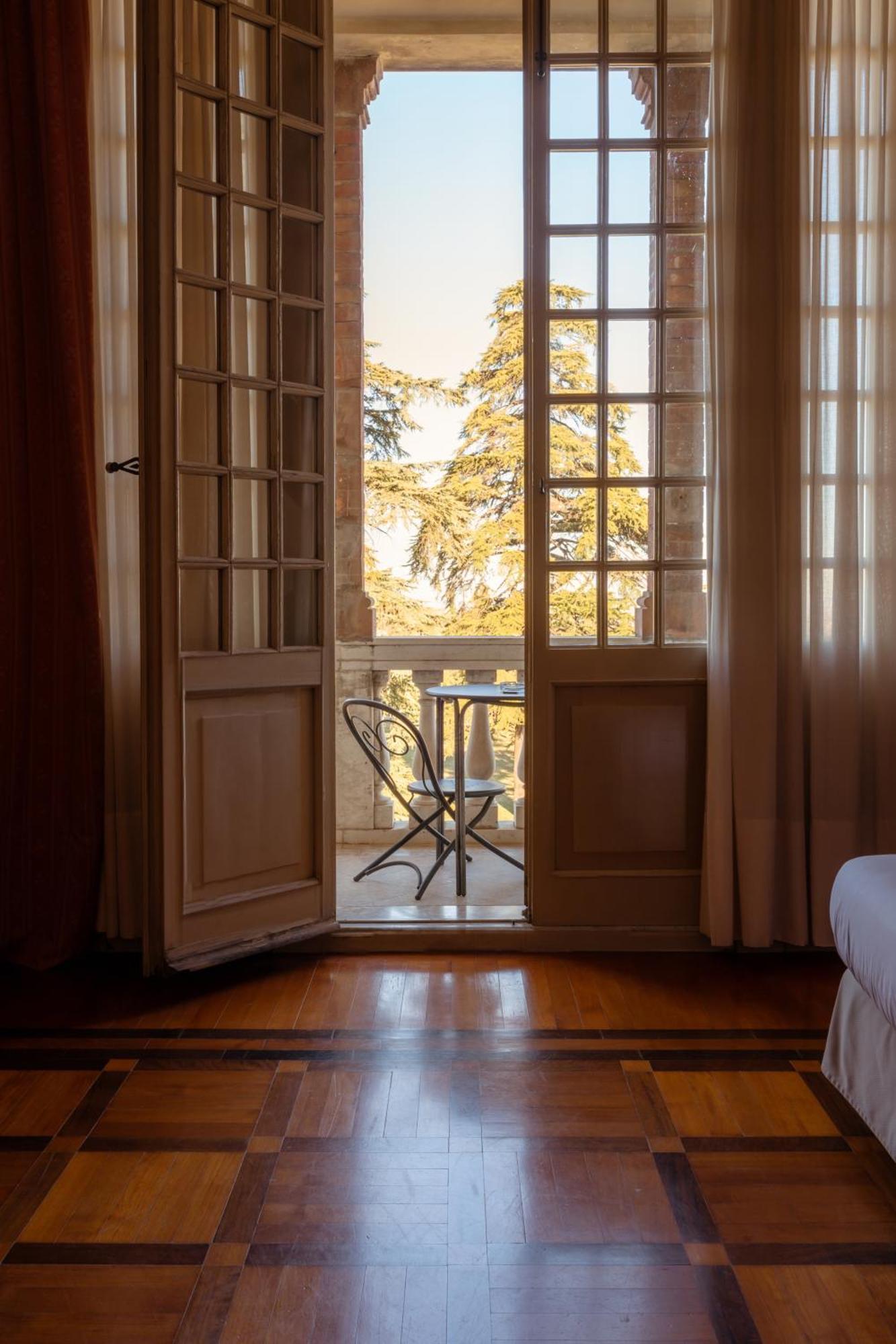Hotel Villa La Bollina Serravalle Scrivia Exteriör bild