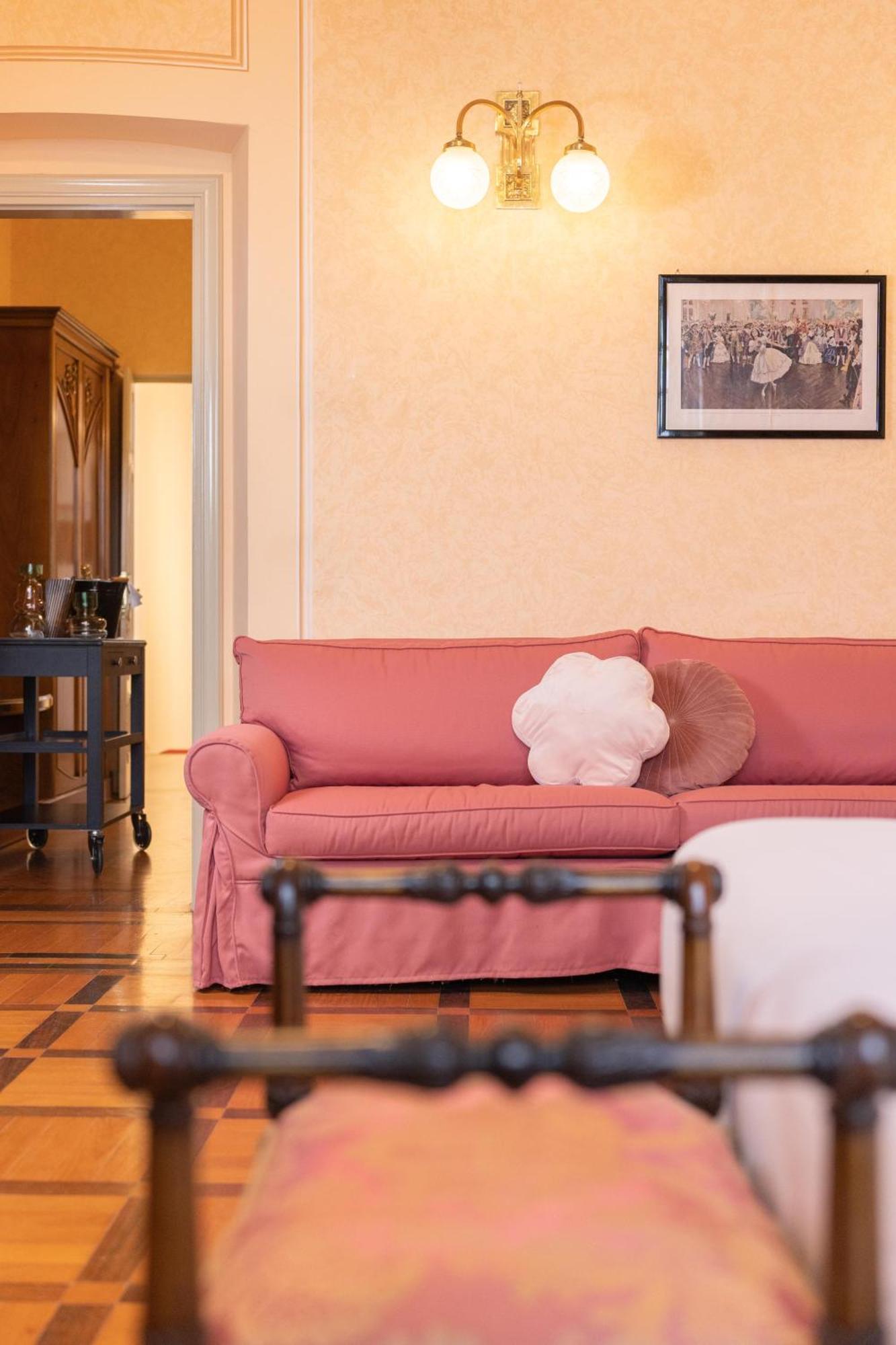 Hotel Villa La Bollina Serravalle Scrivia Exteriör bild