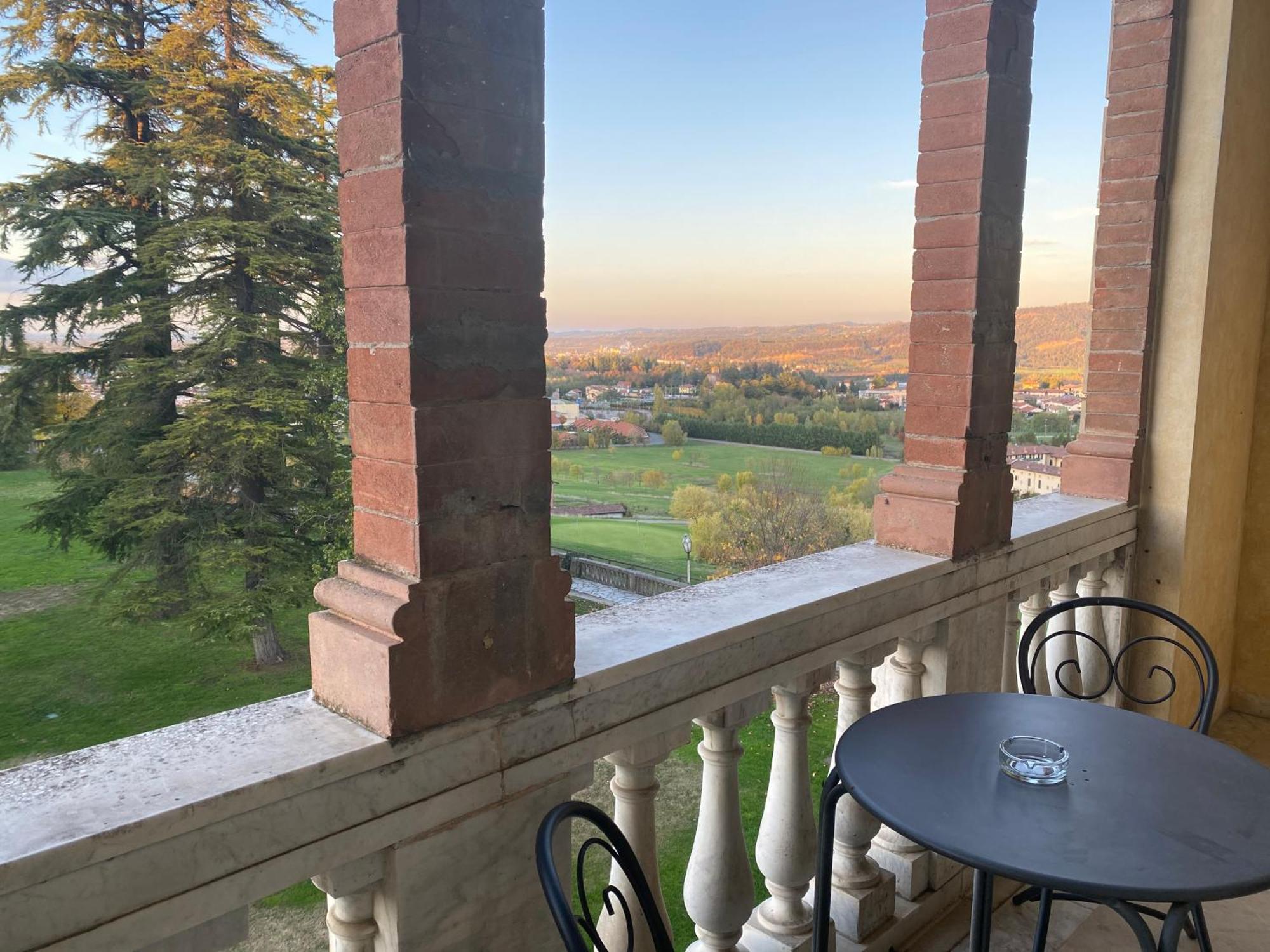 Hotel Villa La Bollina Serravalle Scrivia Rum bild